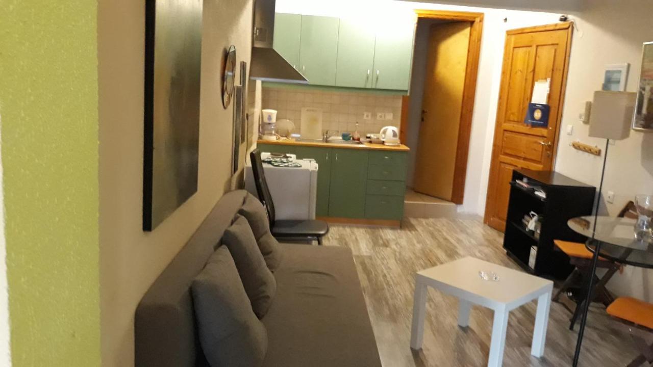 Mini Suite Neighboring The Center Солун Екстериор снимка